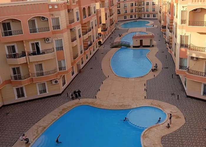 Red Ruby & Flats Hrg Elgouna شقة *